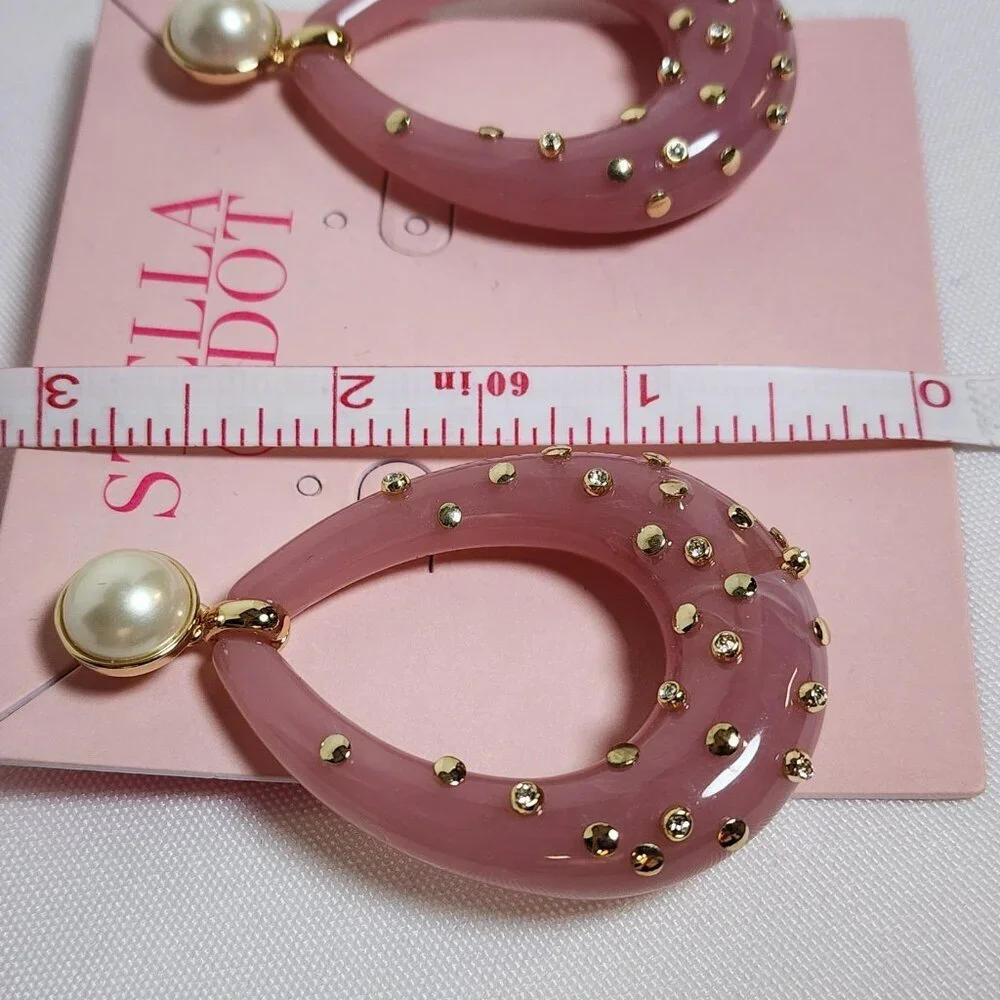 Stella & Dot Pink Resin Teardrop Earrings w/ Pearl‎ Studs & Gold Accents 2.5